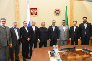 Мохаммад Джавад Шарифзаде прибыл для открытия филиала тегеранского банка.
