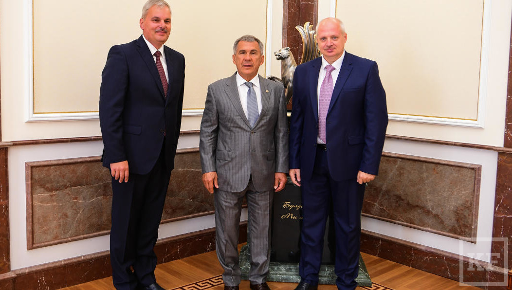 Президент Татарстана с Василием Голубевым обсудили перспективы сотрудничества регионов.