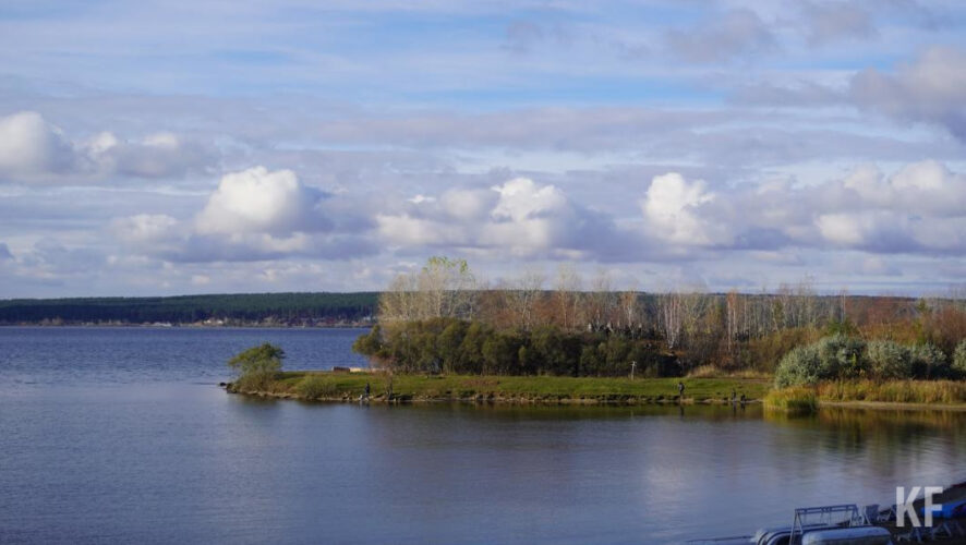 Предположительная причина - остатки петард с краской