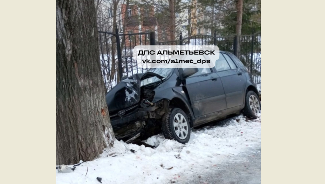 Автолюбительница отделалась ушибами.