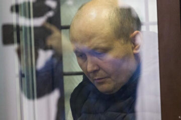 Заслуженный работник образования Ильнар Хидиятов обвиняется в получении взятки.