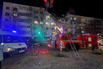 У мужчины множественные раны. Состояние стабильно тяжёлое.