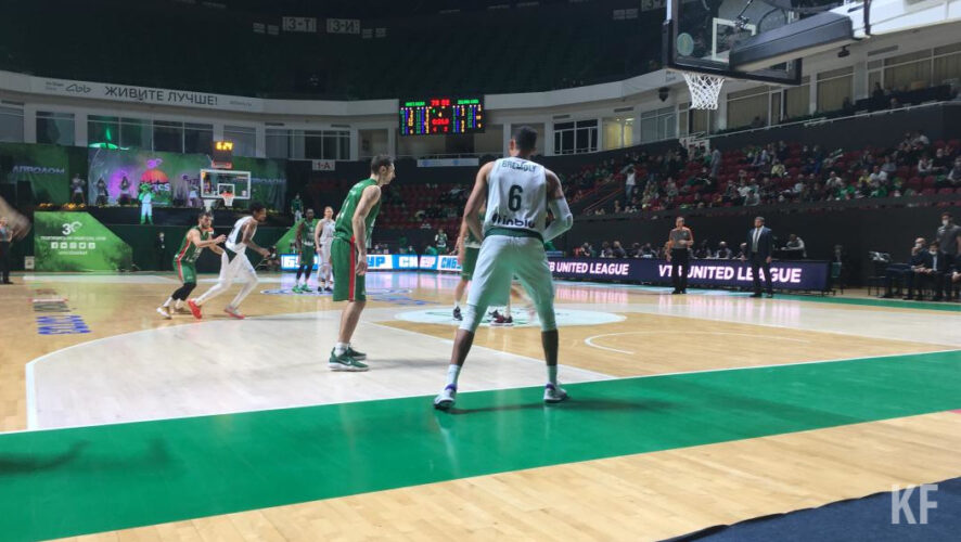 Казанцы обыграли поляков со счётом 92:63.