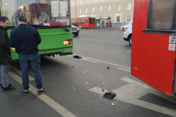 Водитель автобуса вышел