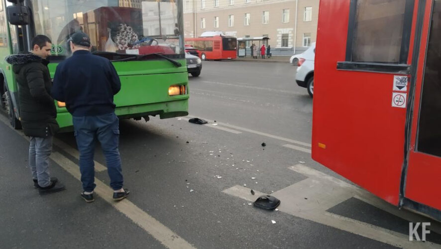 Водитель автобуса вышел