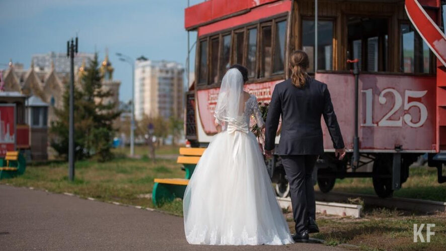 Опрошенные также считают