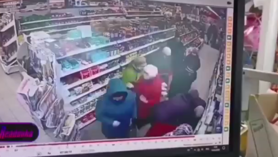 К массовой скупке продовольствия причастны спекулянты.