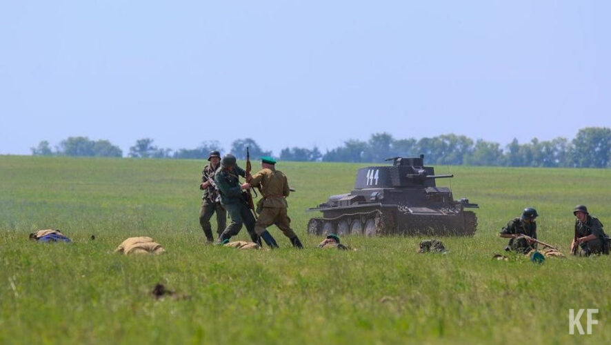 Политолог осудил федеральных экспертов