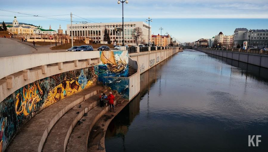 Работы стартовали после жалоб казанцев на плохую работу ливневок.