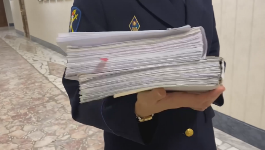 За &laquo;работу&raquo; молодой человек оставлял себе определенный процент.