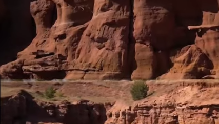 Когда-то на территории добывали песок