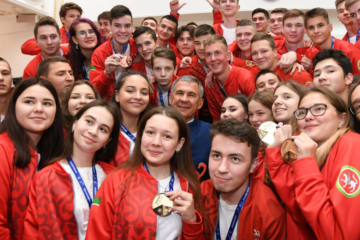Президент республики наградил победителей финала Национального чемпионата WorldSkills Russia.