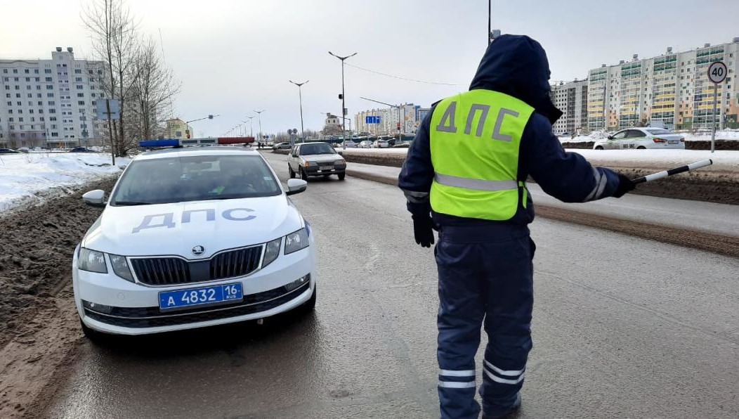 Некоторые родители либо не пристегивают детей