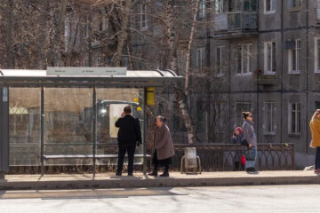 Активисты «Народного фронта» опросили пассажиров общественного транспорта.