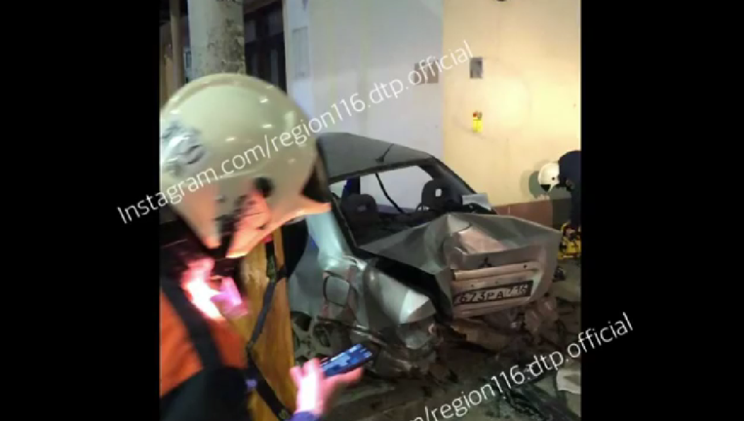 Водитель второго автомобиля сбежал с места происшествия.