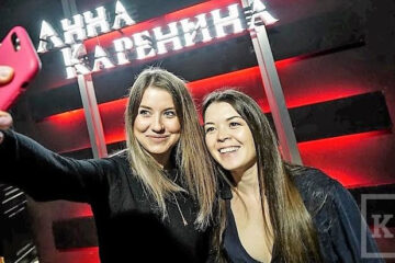 Иммерсивное шоу «Анна Каренина» перевернуло представление о театральной Казани.