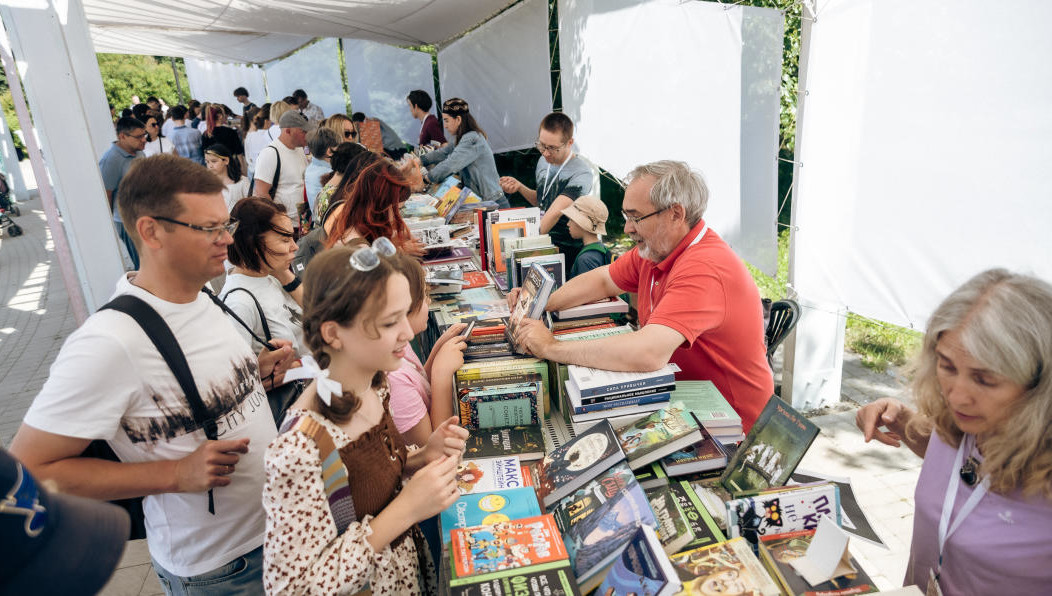 Центральным событием мероприятия станет книжная ярмарка.