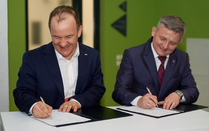 Пётр Смоленцев и Николай Смирнов. 