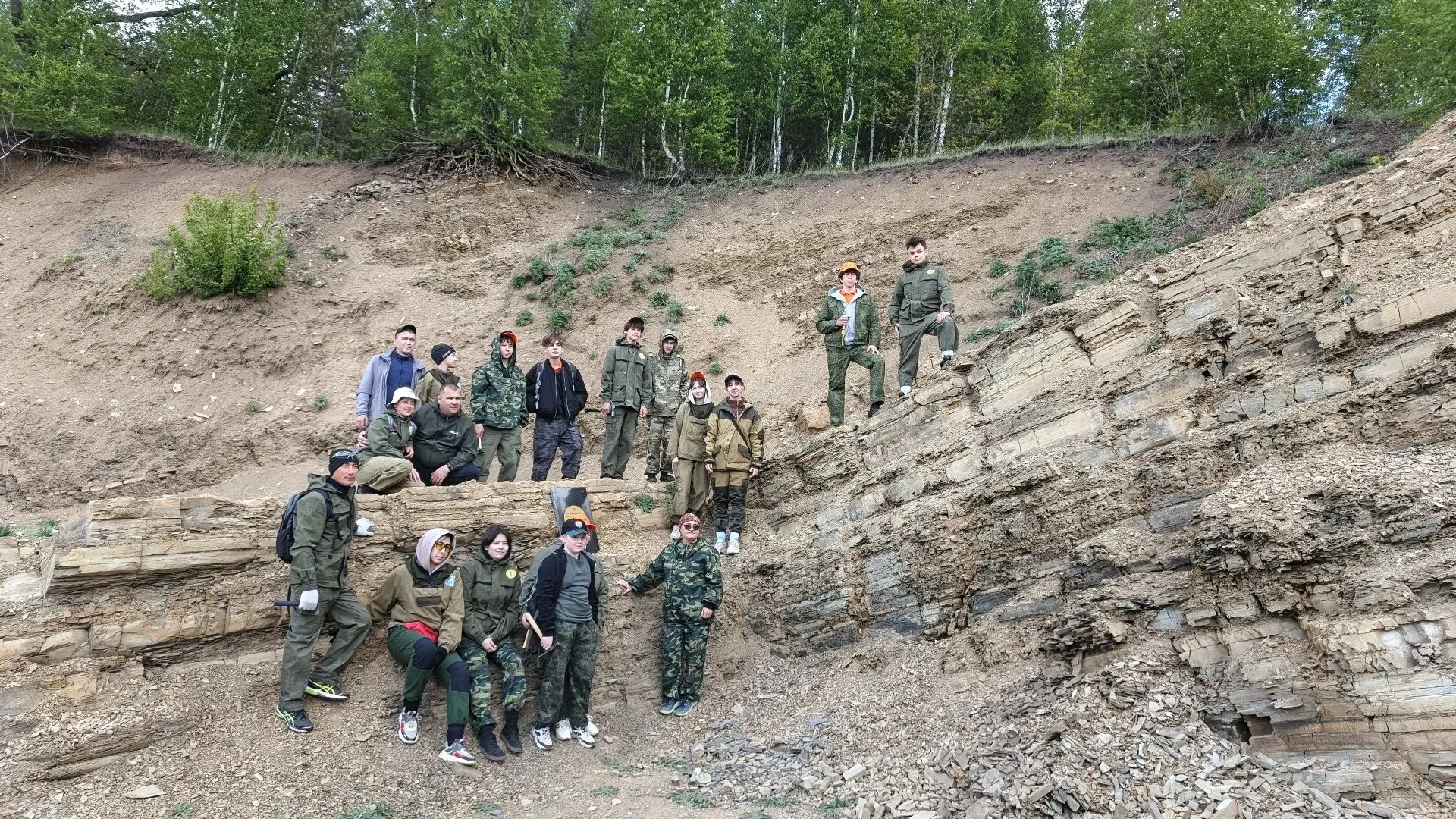Юные геологи из Татарстана нашли останки древних растений на Южном Урале