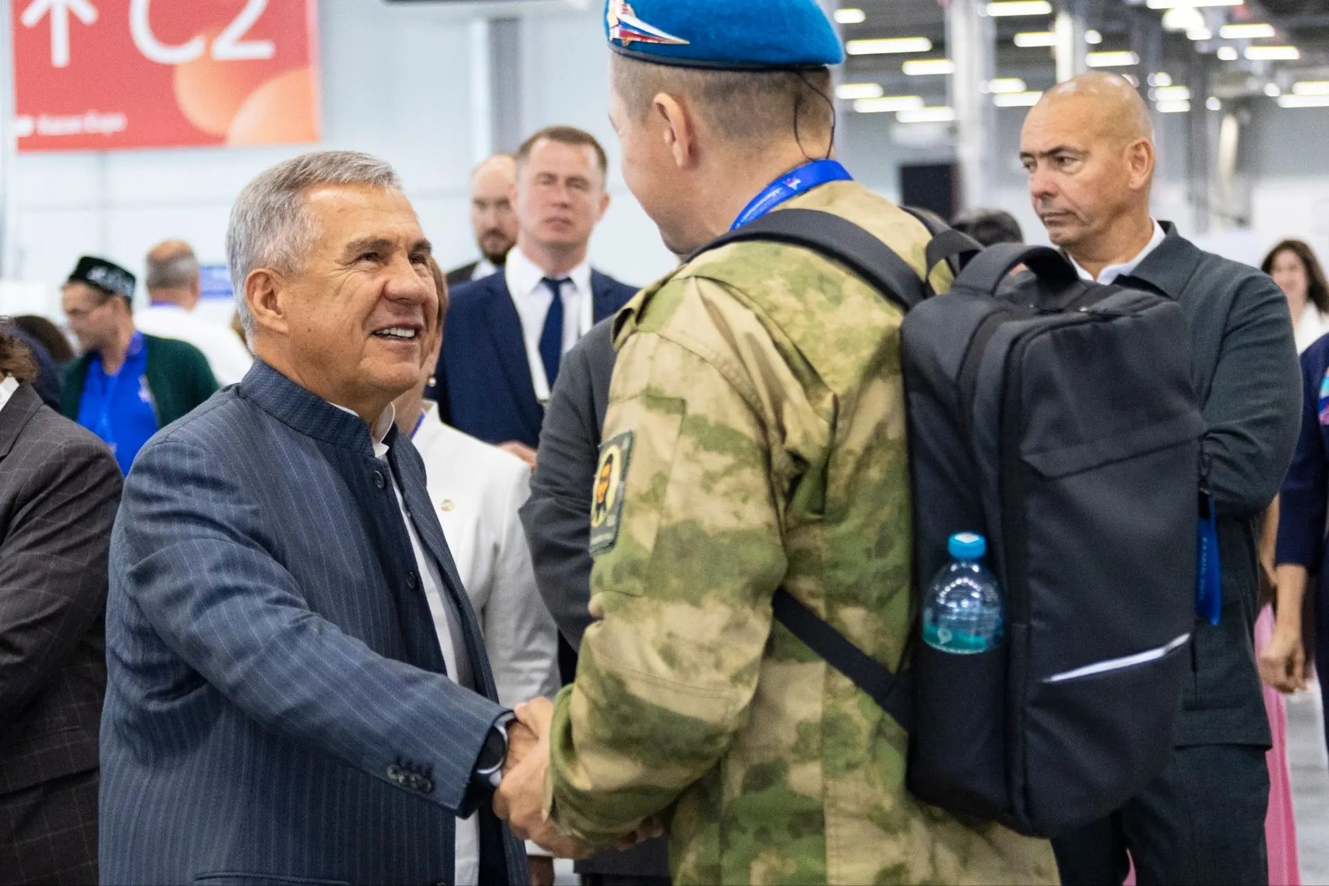 «Ребята большие молодцы!»: Минниханов поделился кадрами со второго дня Чемпионата «Абилимпикс»